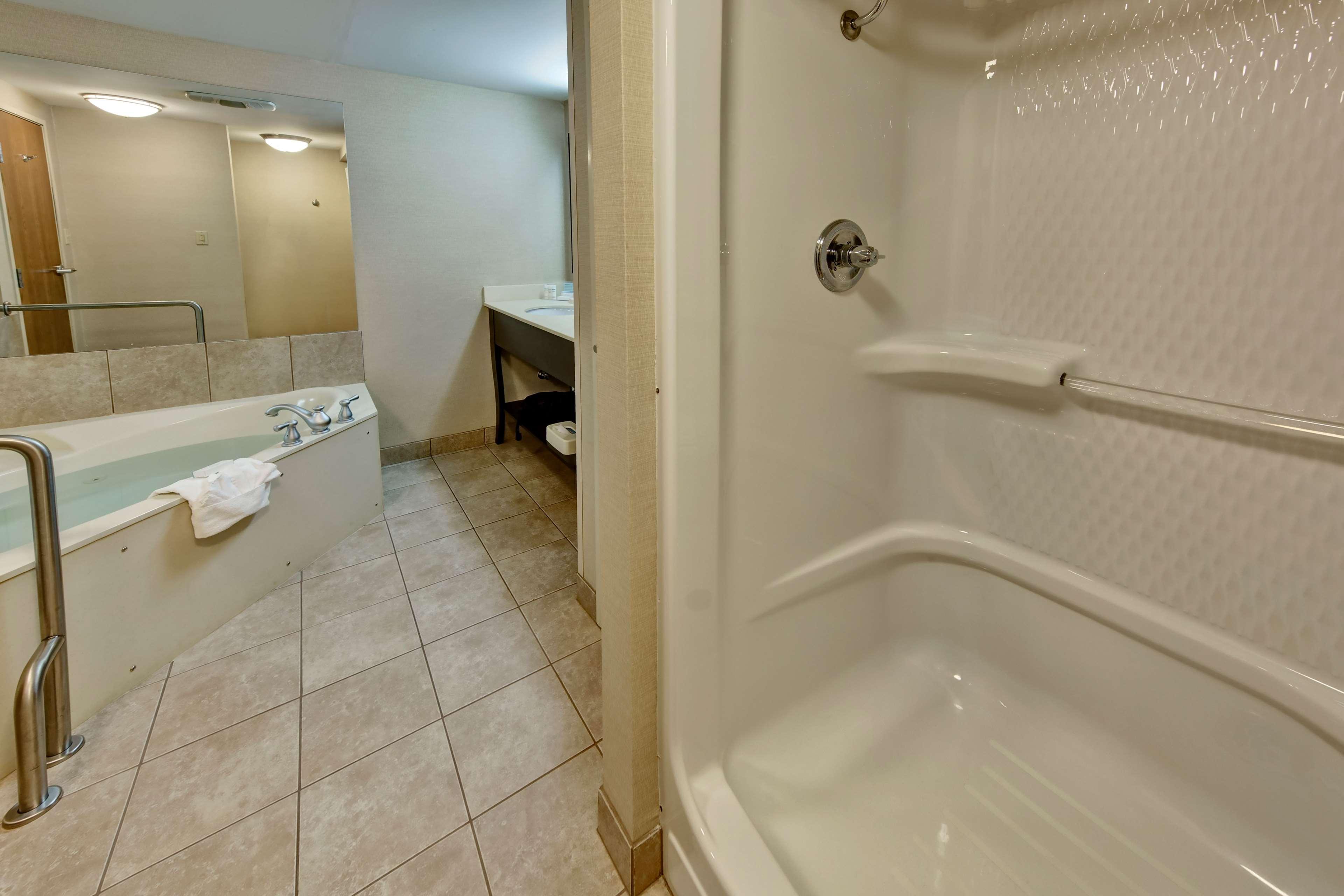 Hampton By Hilton Hotel Clarksville