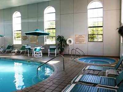 Hampton By Hilton Clarksville